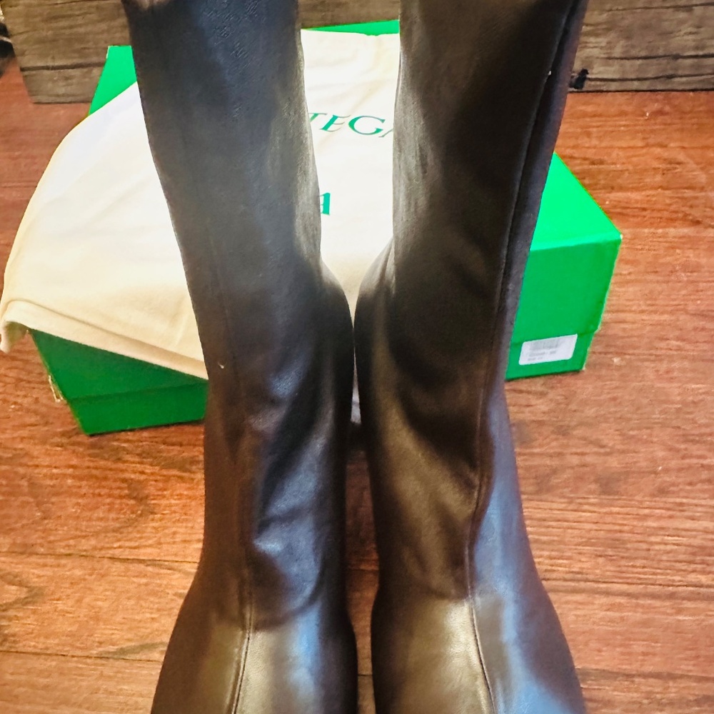 BNIB Authentic Bottega Veneta Chocolate Nappa Boot - Picture 4 of 8